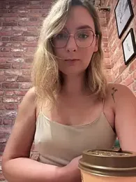 The_Snowwhitee stripchat stream image, 05.06.2025 09:10