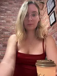 The_Snowwhitee stripchat stream image, 13.06.2025 19:10