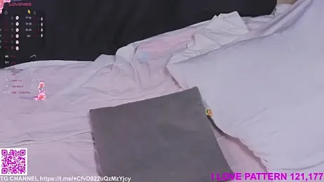 Hollara_Bangg stripchat stream image, 14.06.2025 03:40