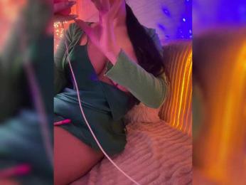 Sugarbaby33 bongacams stream image