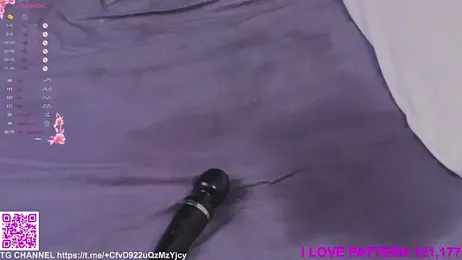 Hollara_Bangg stripchat stream image, 18.06.2025 04:00