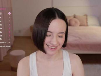 MissEssie bongacams stream image, 26.06.2025 15:00