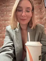 The_Snowwhitee stripchat stream image, 09.07.2025 19:20