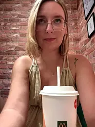 The_Snowwhitee stripchat stream image, 09.07.2025 19:20