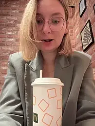The_Snowwhitee stripchat stream image, 13.07.2025 09:10