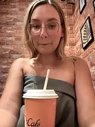 The_Snowwhitee stripchat stream image, 18.07.2025 19:10