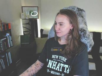 Adamova_Eva bongacams stream image, 12.02.2025 18:40