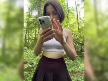 BabyDarii bongacams stream image