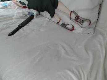 b4by_emilia chaturbate stream image, 28.07.2025 08:00