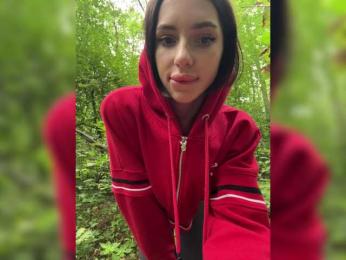 BabyDarii bongacams stream image