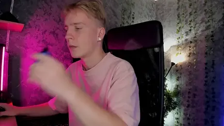 AlexxSweet stripchat stream image