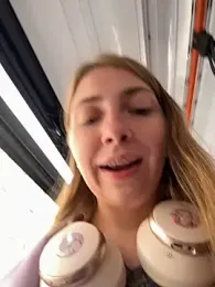 Sunny___Bunny stripchat stream image, 08.08.2025 11:00