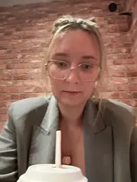 The_Snowwhitee stripchat stream image, 08.08.2025 19:10