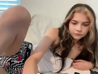 kykybaby4444 stripchat stream image, 08.08.2025 23:00