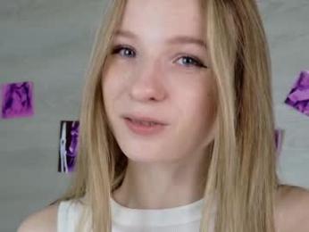 b4by_emilia chaturbate stream image, 09.08.2025 11:00