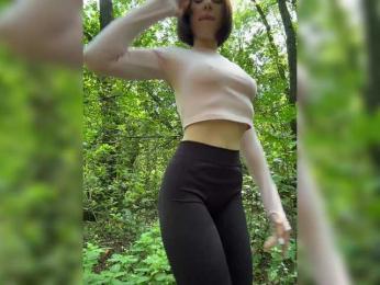 BabyDarii bongacams stream image