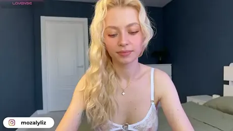 Mozaly stripchat stream image, 17.08.2025 10:40