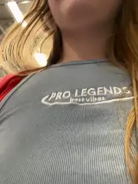 Sunny___Bunny stripchat stream image, 17.08.2025 09:10