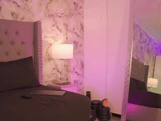 charlotte-harris camsoda stream image, 18.08.2025 03:00