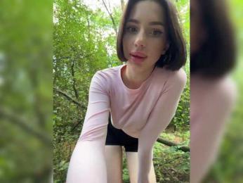 BabyDarii bongacams stream image