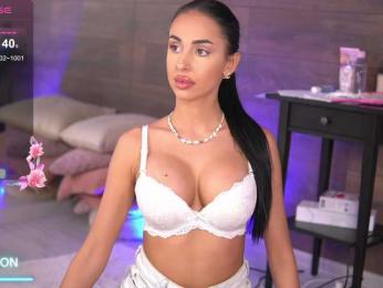 KairaAndrews bongacams stream image