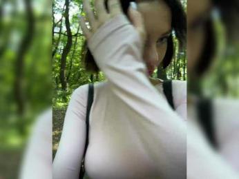 BabyDarii bongacams stream image