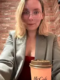 The_Snowwhitee stripchat stream image, 10.09.2025 19:10
