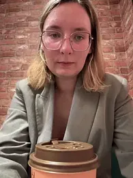 The_Snowwhitee stripchat stream image, 10.09.2025 19:10