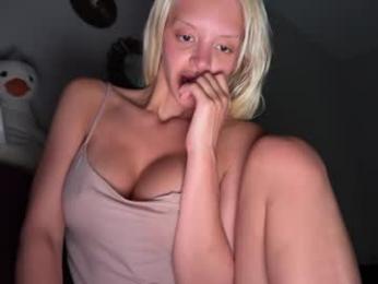 lesi_moonie chaturbate stream image