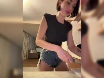 BabyDarii bongacams stream image