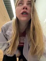 Sunny___Bunny stripchat stream image, 18.09.2025 08:10