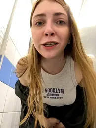 Sunny___Bunny stripchat stream image, 22.09.2025 10:00