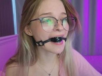 vialeta-baby bongacams stream image