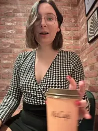 The_Snowwhitee stripchat stream image, 01.10.2025 08:20