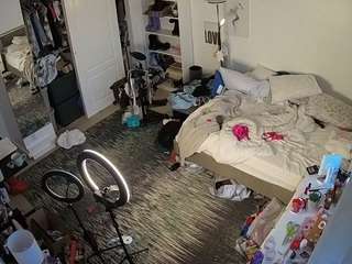 voyeurcam-hornyhostel-02 camsoda stream image, 21.10.2025 08:50