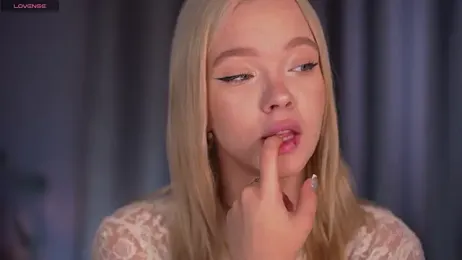 TastyTiffy stripchat stream image