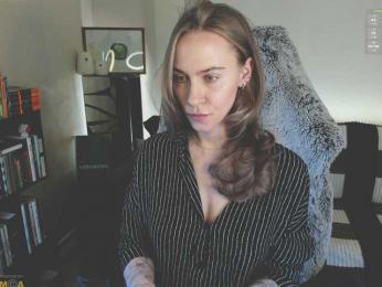 Adamova_Eva bongacams stream image, 21.02.2025 18:40