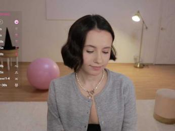 MissEssie bongacams stream image, 29.10.2025 16:00