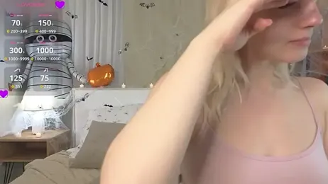 EdlaHewell stripchat stream image, 29.10.2025 23:50