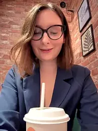 The_Snowwhitee stripchat stream image, 01.11.2025 21:00