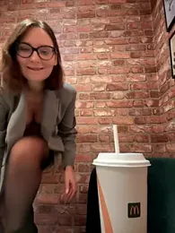 The_Snowwhitee stripchat stream image, 05.11.2025 21:10
