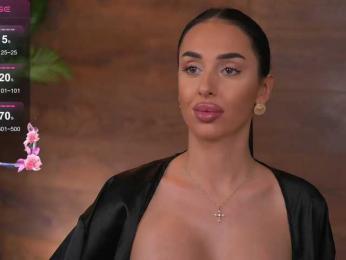 KairaAndrews bongacams stream image