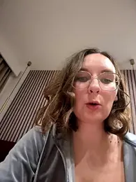 The_Snowwhitee stripchat stream image, 10.12.2025 19:00
