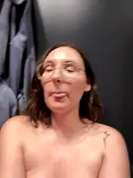 The_Snowwhitee stripchat stream image, 10.12.2025 19:00