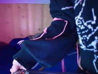 femboyflowers chaturbate stream image, 12.01.2026 10:50