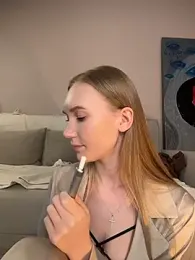 MariaTull stripchat stream image