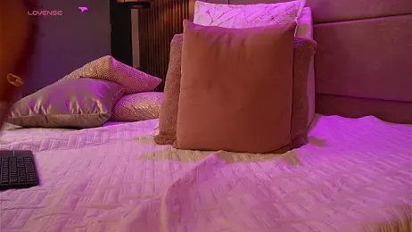 Chloe_Cherry21 stripchat stream image