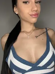 ilariea_girl stripchat stream image