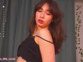 pamilarakestraw chaturbate stream image