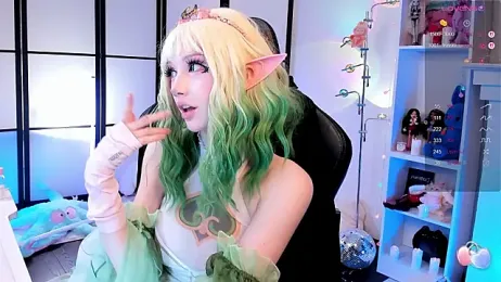 MilkyCute stripchat stream image